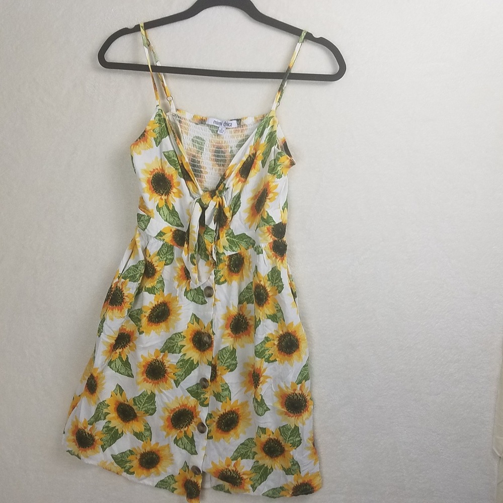 Mimi Chica Sunflower Dress Womens Medium White Yellow Excellent Tie Front Mini